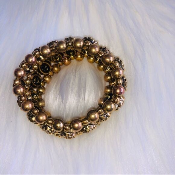 Gorgeous GoldTone Wide Stretch Beaded Bracelet - Picture 5 of 6